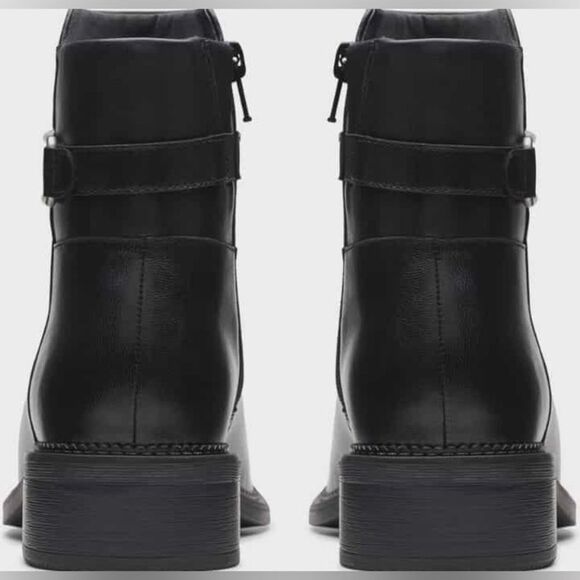 NIB Clarks Collection Maye Bella Black Leather Ankle Boots • Women's Size 9 - Picture 3 of 8
